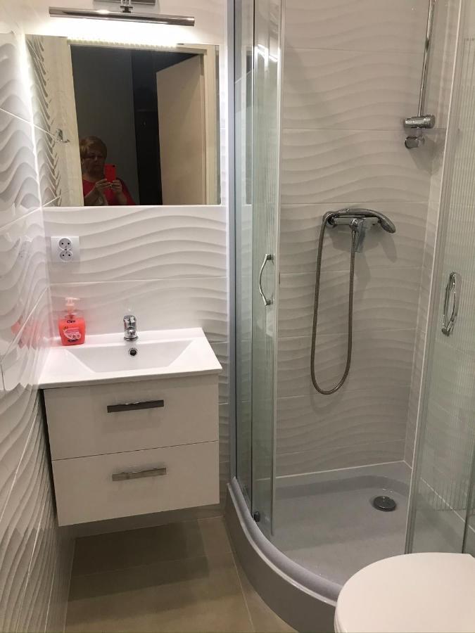 스타라초비체 Stajnia Pod Debem B&B 외부 사진
