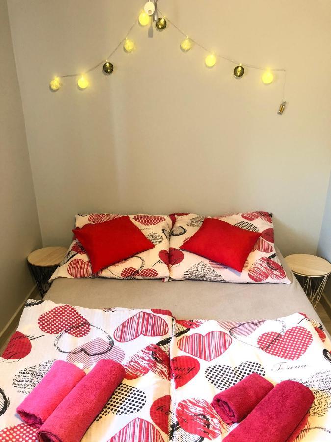 스타라초비체 Stajnia Pod Debem B&B 외부 사진